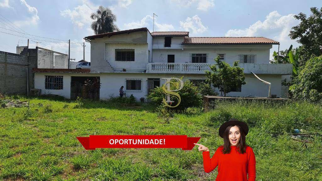 Chácara à venda com 12 quartos, 837m² - Foto 1