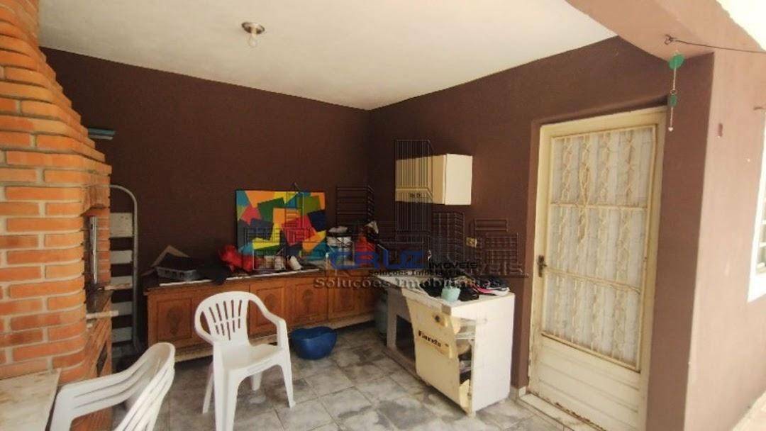 Casa à venda com 4 quartos, 160m² - Foto 52