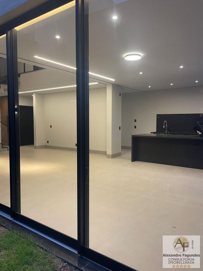 Sobrado à venda com 4 quartos, 251m² - Foto 9