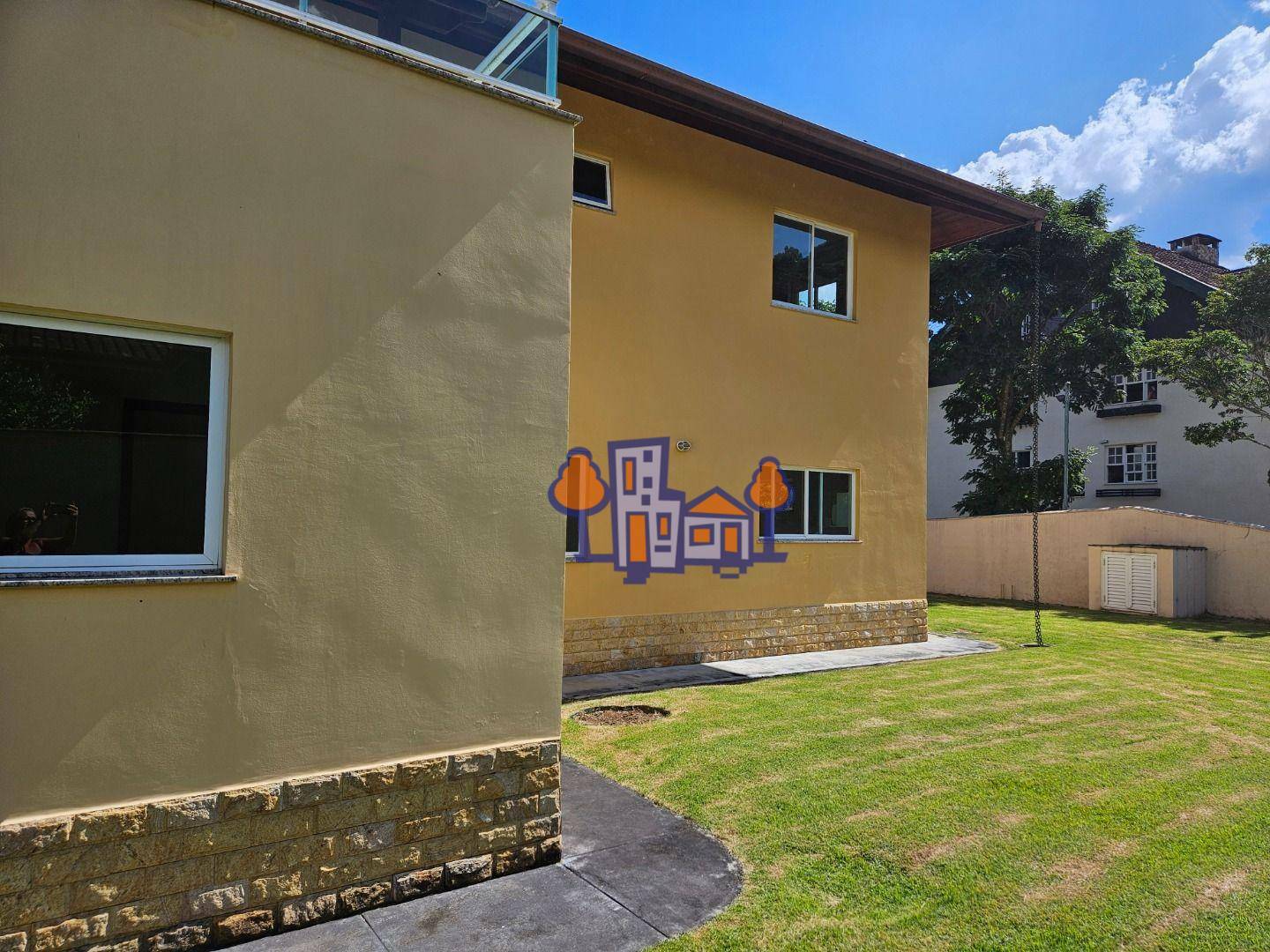 Casa à venda com 5 quartos, 326m² - Foto 45