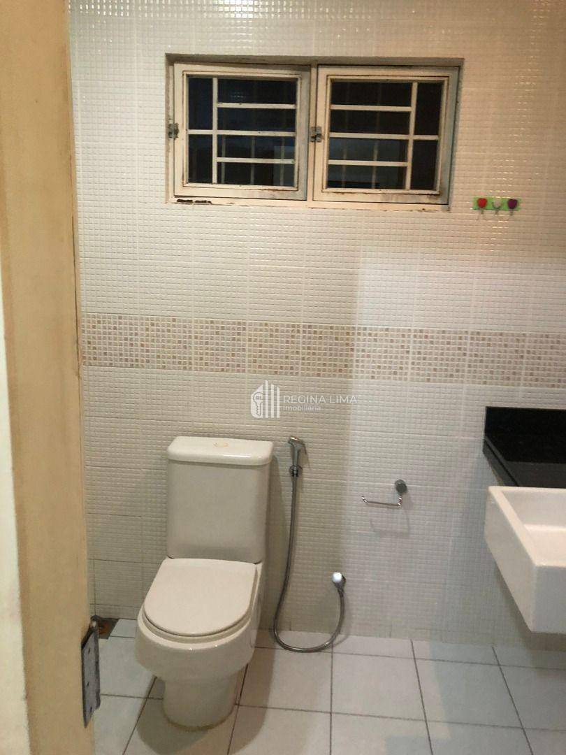 Casa de Condomínio à venda com 3 quartos, 200m² - Foto 19