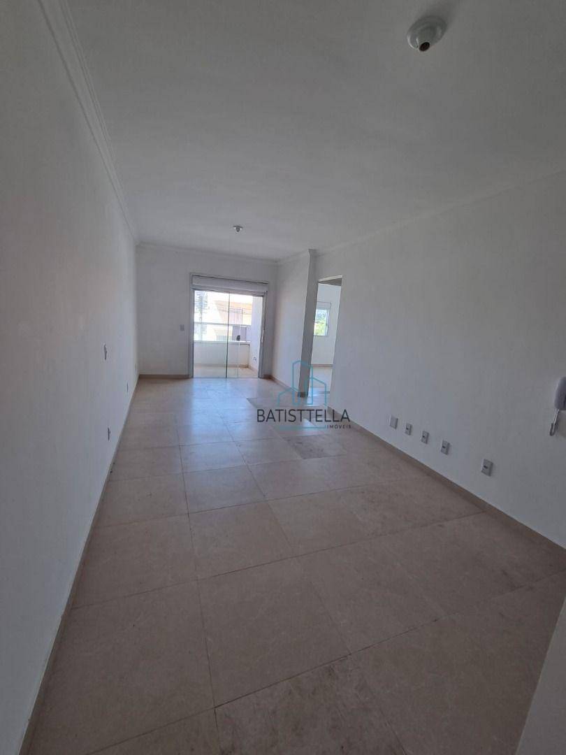 Apartamento à venda com 2 quartos, 64m² - Foto 4