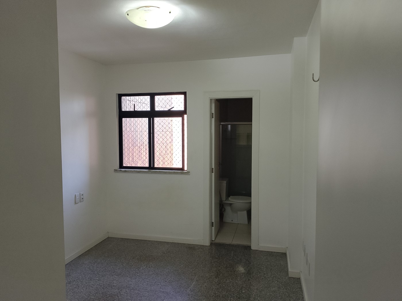 Apartamento à venda com 3 quartos, 146m² - Foto 8