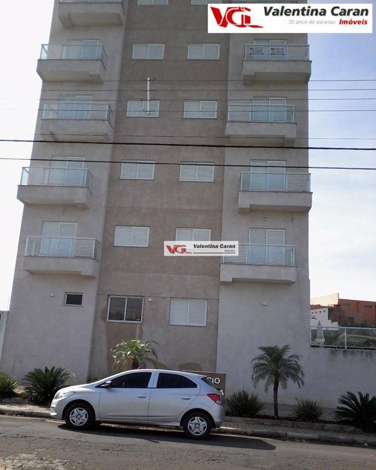 Apartamento à venda com 3 quartos, 80m² - Foto 1