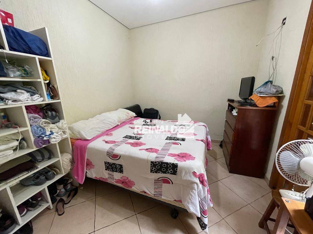 Casa de Condomínio à venda com 4 quartos, 341m² - Foto 4