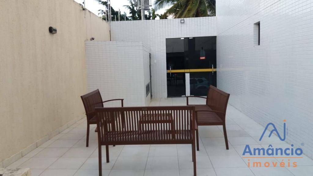 Apartamento à venda com 3 quartos, 70m² - Foto 3