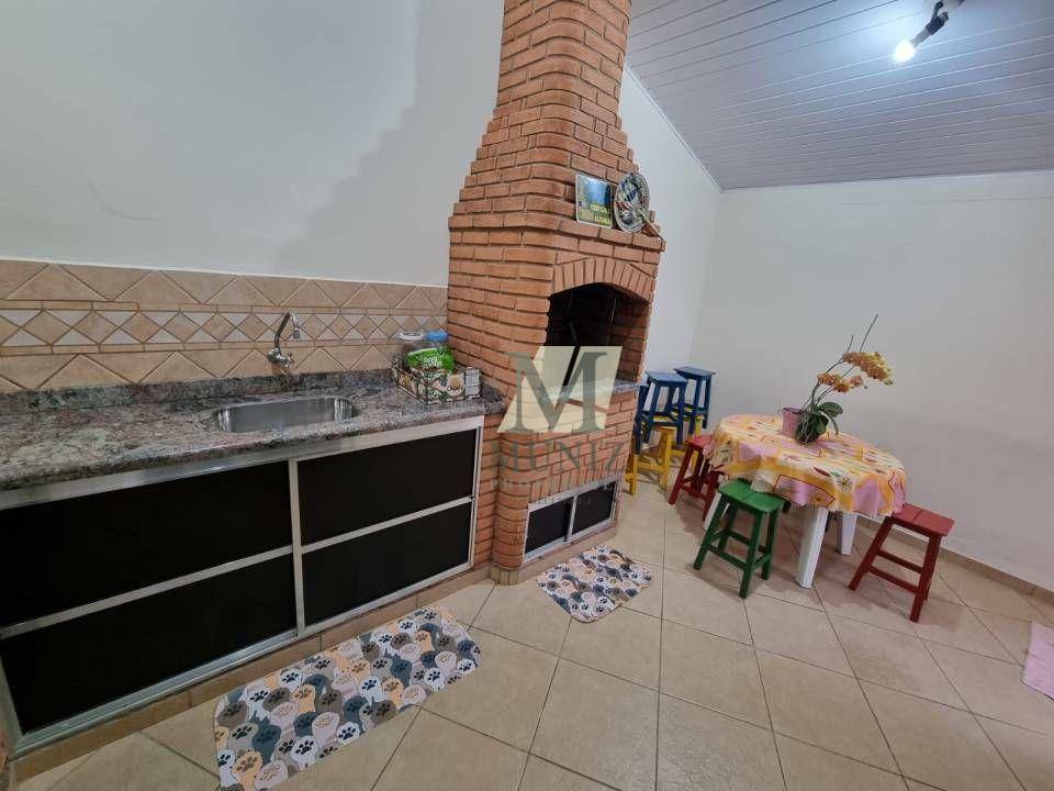 Casa à venda com 2 quartos, 97m² - Foto 4