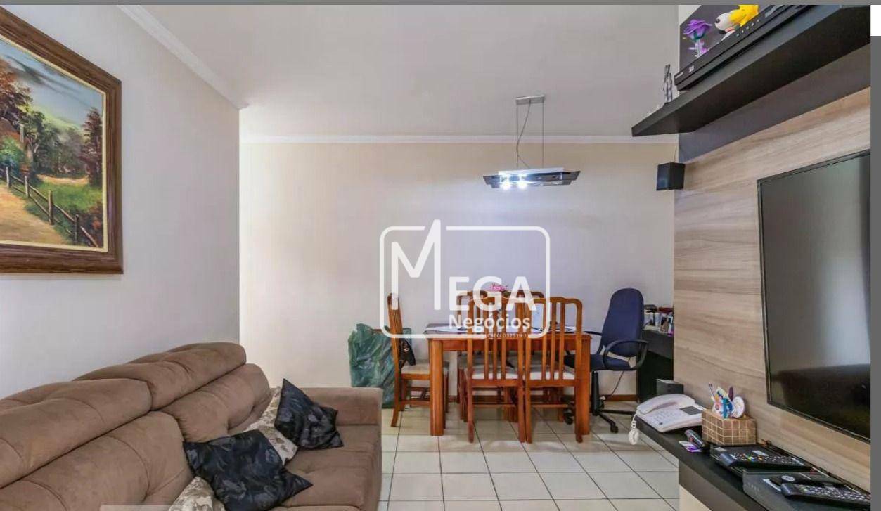 Apartamento à venda com 2 quartos, 64m² - Foto 4