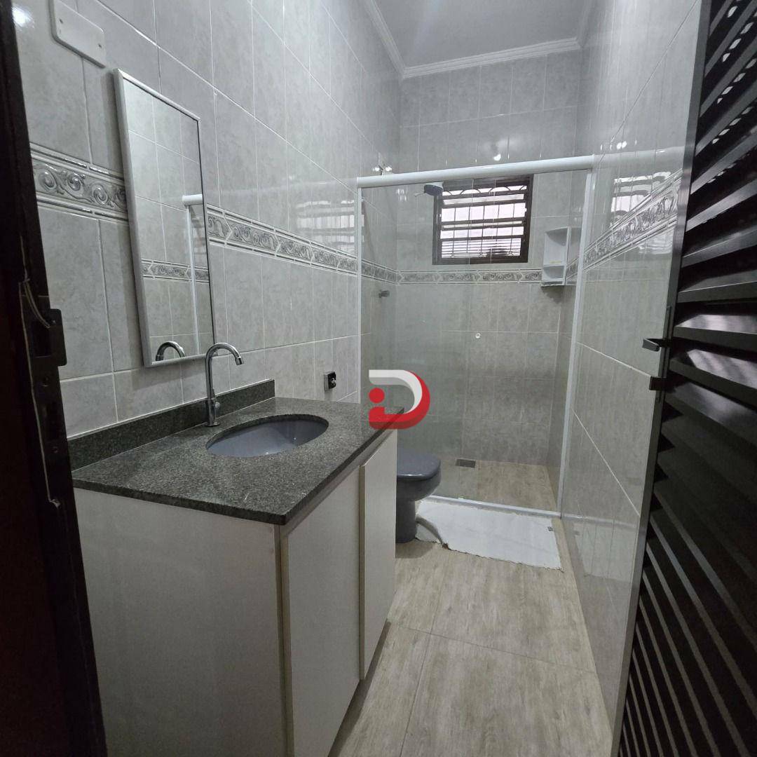 Sobrado à venda com 4 quartos, 214M2 - Foto 31