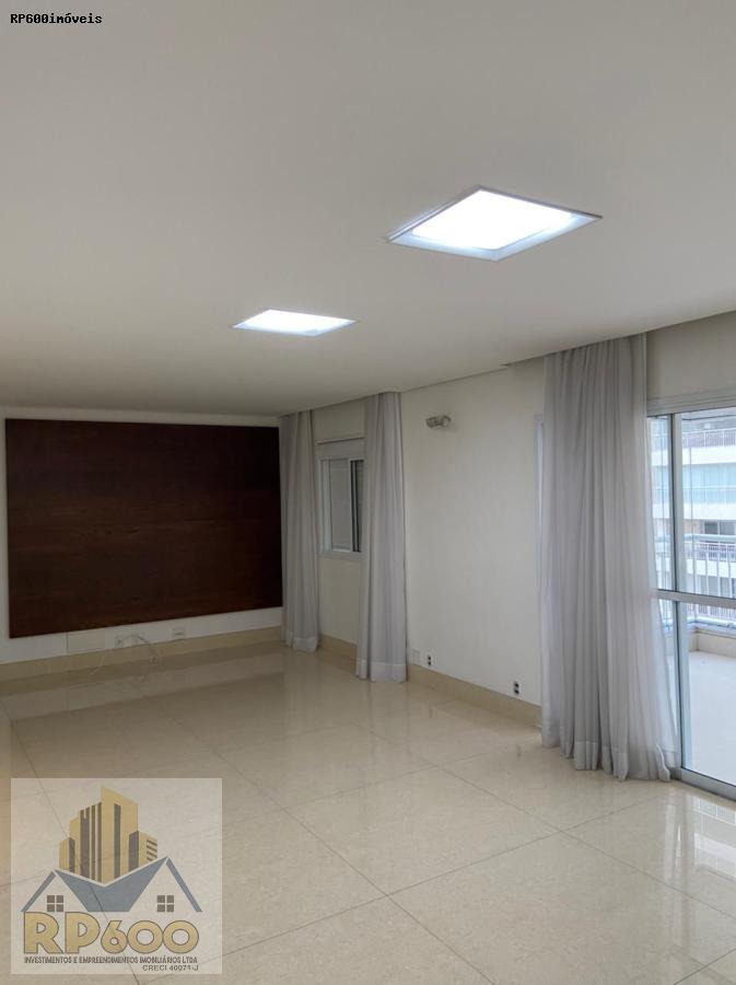 Apartamento à venda com 3 quartos, 158m² - Foto 9