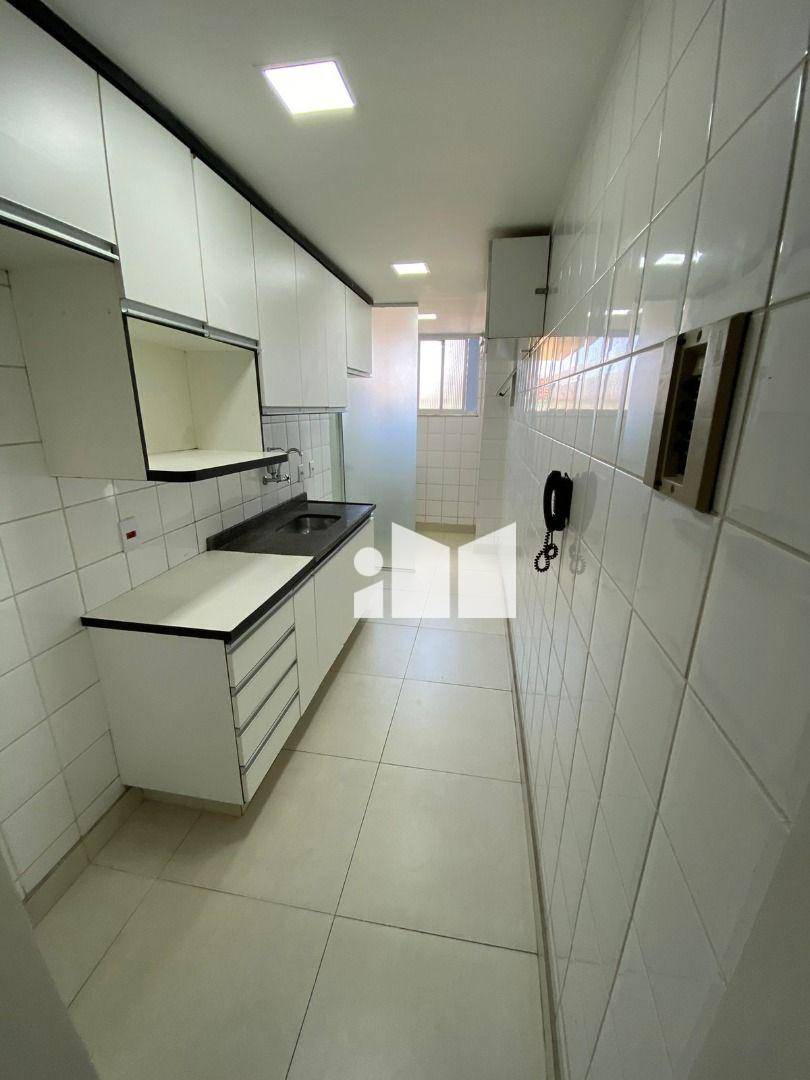 Apartamento à venda com 3 quartos, 87m² - Foto 18