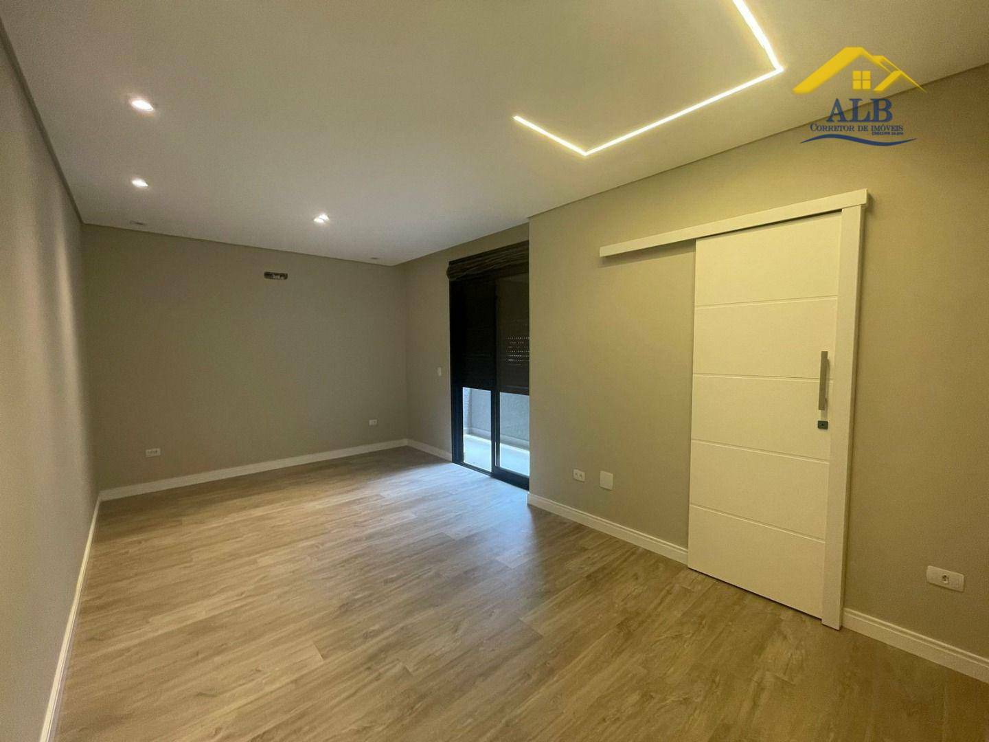 Sobrado à venda com 3 quartos, 225m² - Foto 13