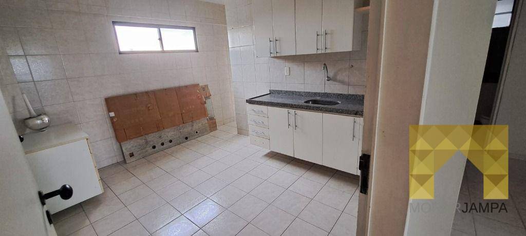 Apartamento à venda com 3 quartos, 125m² - Foto 19