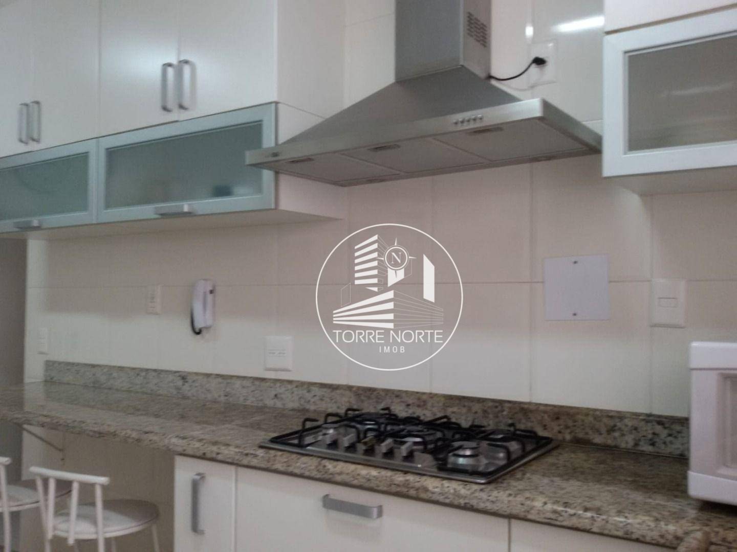 Apartamento à venda com 4 quartos, 141m² - Foto 12