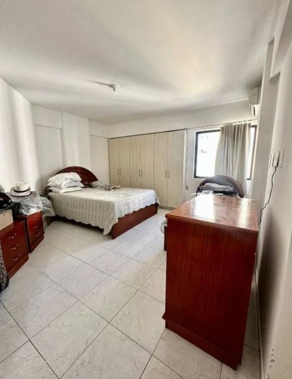 Apartamento à venda com 4 quartos, 195m² - Foto 14