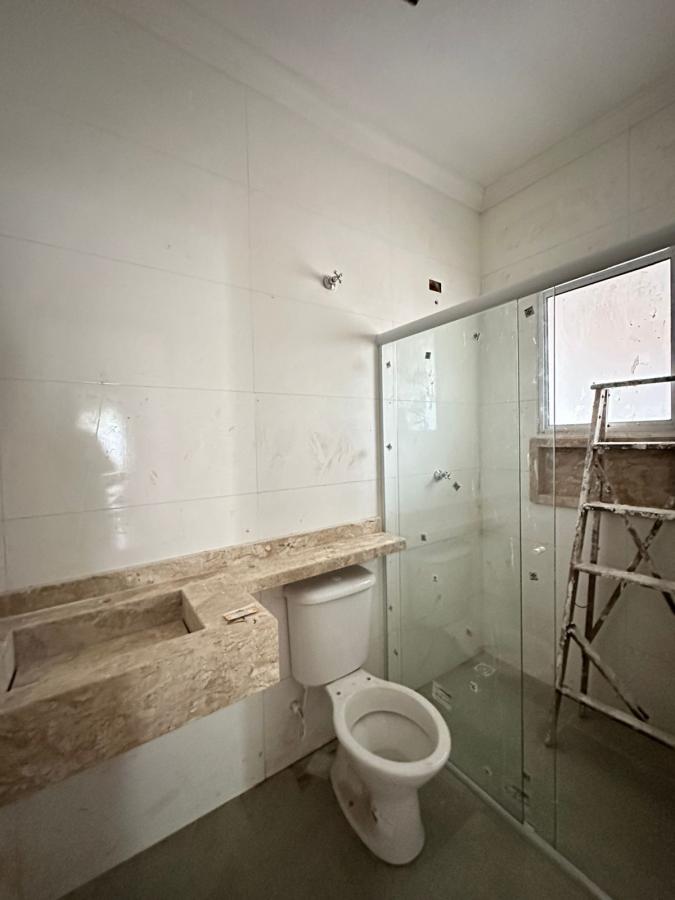 Casa à venda com 2 quartos, 150m² - Foto 8