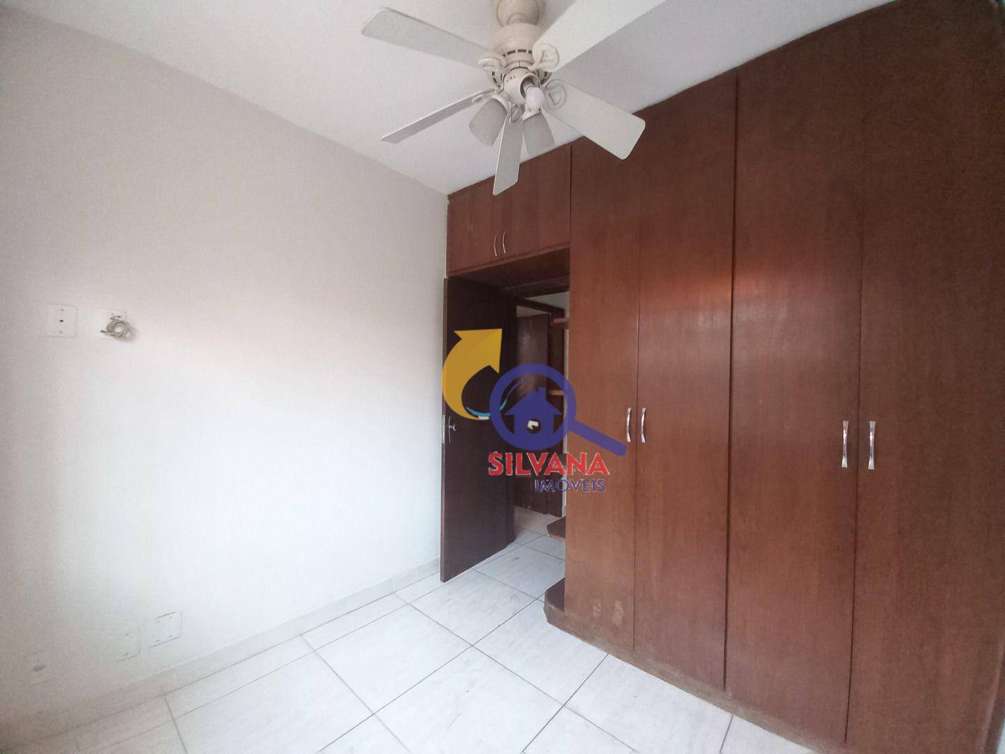 Apartamento para alugar com 3 quartos, 110m² - Foto 23