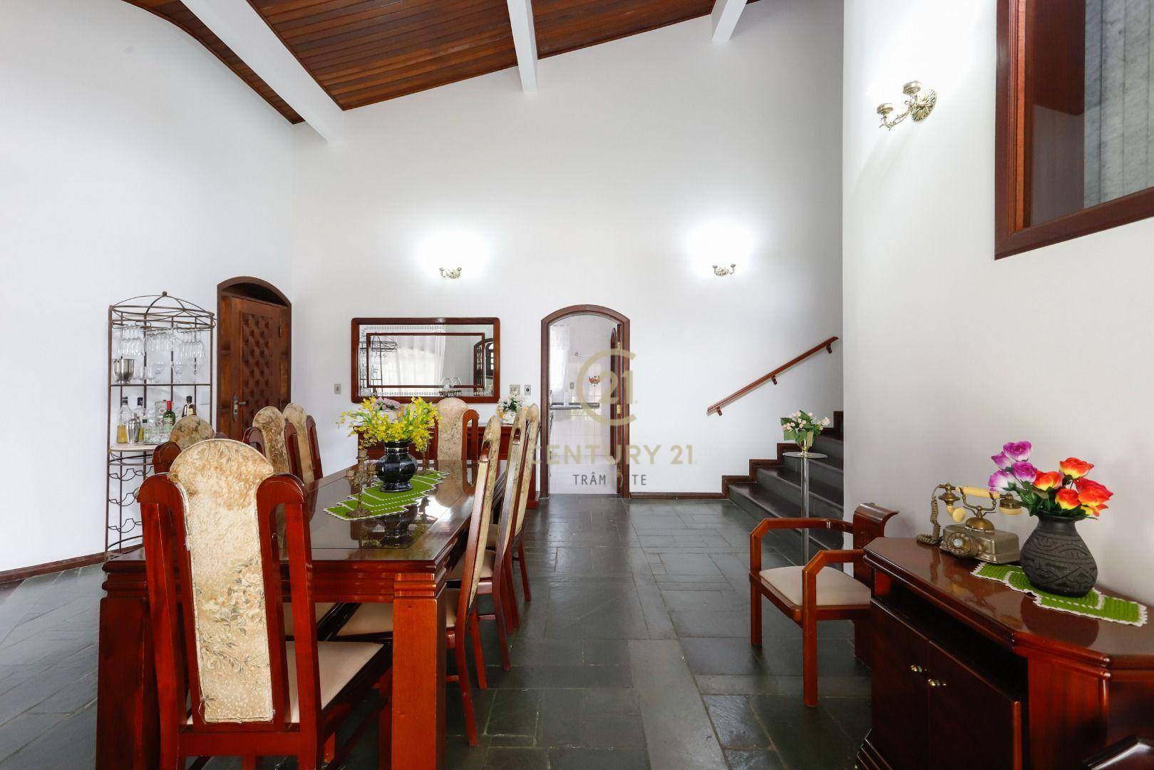 Casa de Condomínio à venda com 4 quartos, 272m² - Foto 10