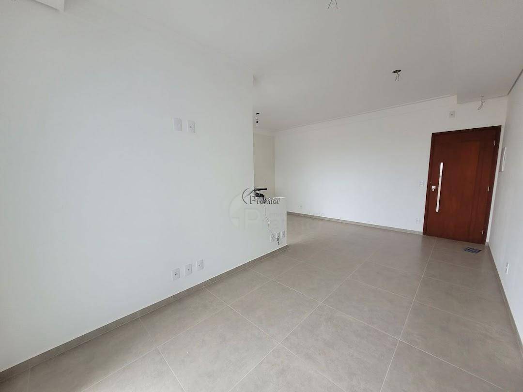 Apartamento à venda com 2 quartos, 71m² - Foto 4