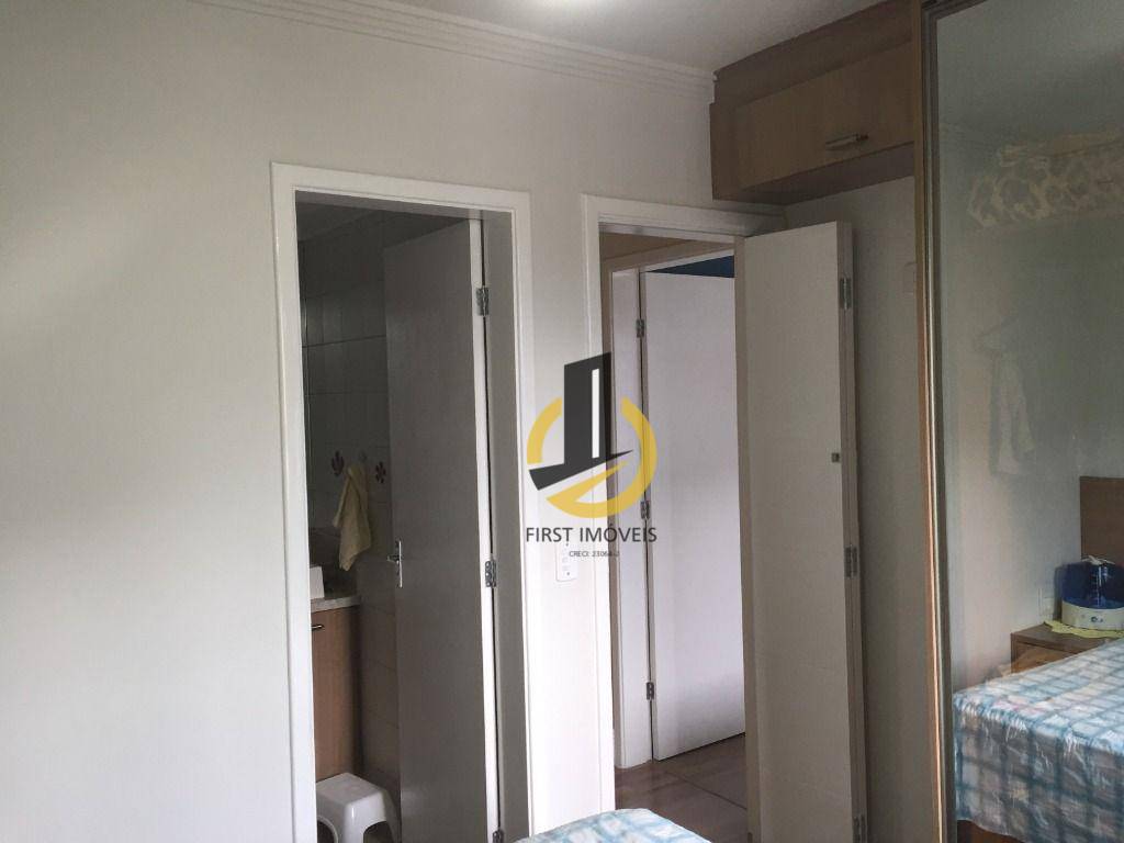 Apartamento à venda com 3 quartos, 65m² - Foto 18