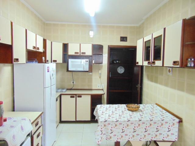 Apartamento à venda com 3 quartos, 180m² - Foto 20