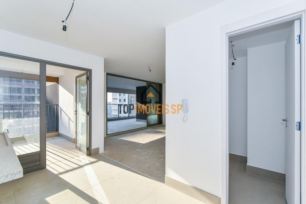 Apartamento à venda com 3 quartos, 125m² - Foto 11