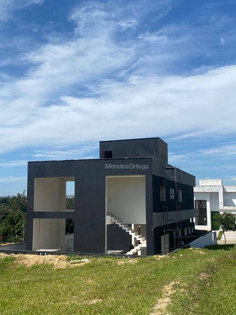 Casa de Condomínio à venda com 3 quartos, 350m² - Foto 3