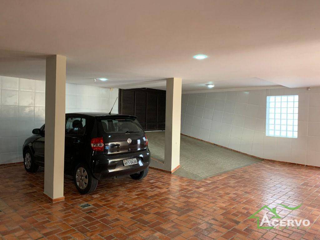 Casa de Condomínio à venda com 5 quartos, 650m² - Foto 39