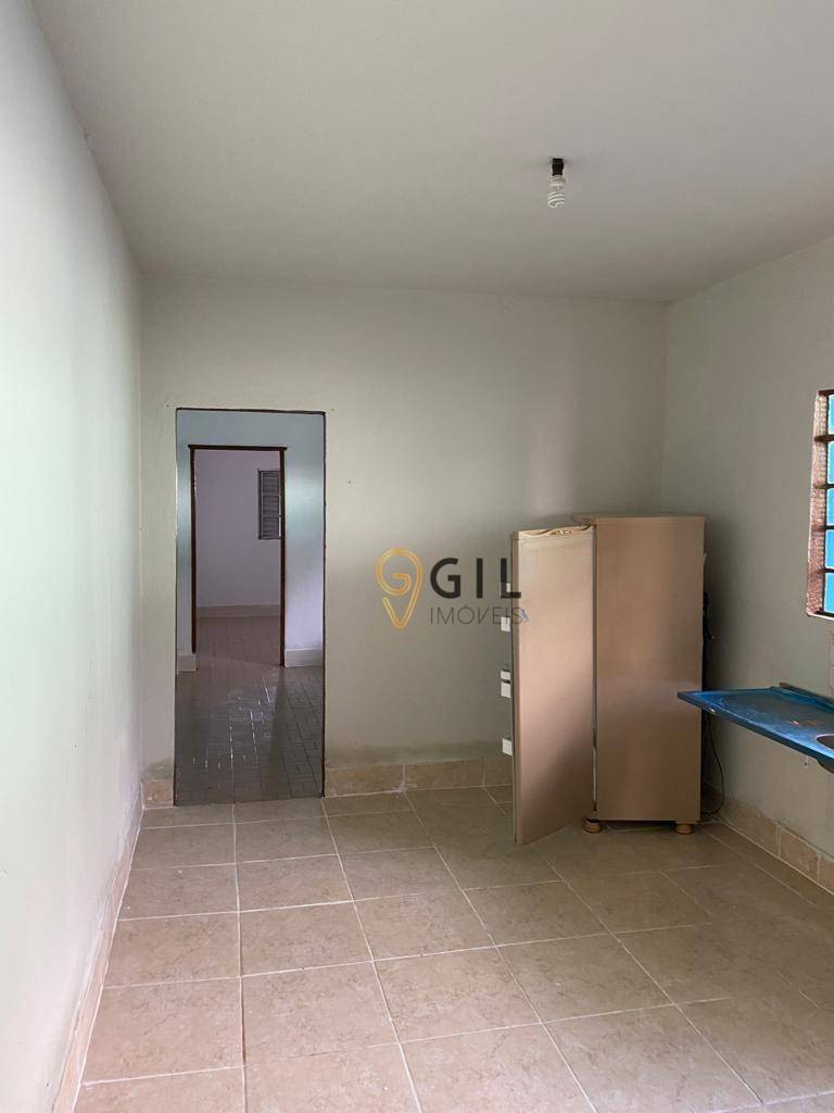 Casa à venda com 2 quartos, 125m² - Foto 11