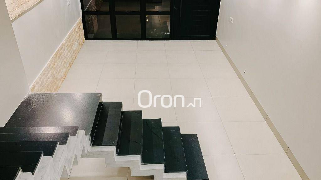 Sobrado à venda com 3 quartos, 213m² - Foto 3