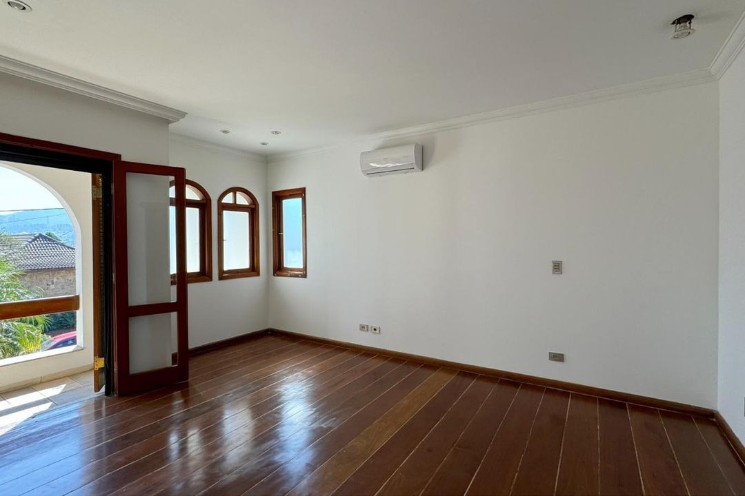 Casa de Condomínio à venda com 3 quartos, 360m² - Foto 11