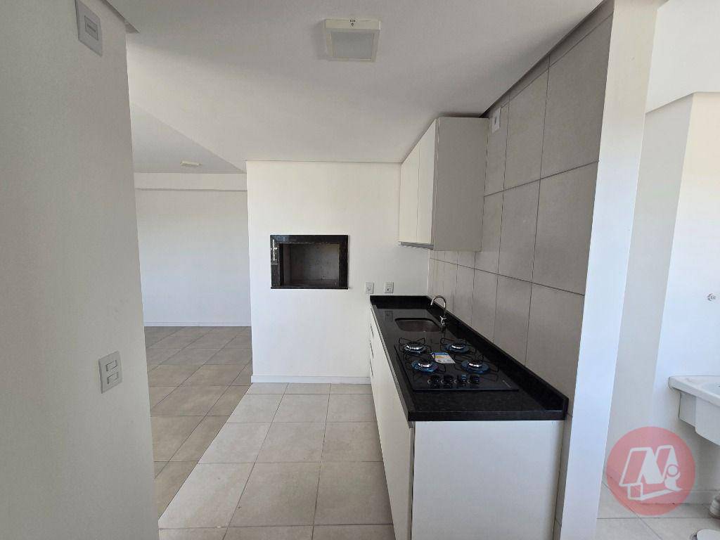 Apartamento para alugar com 3 quartos, 74m² - Foto 9