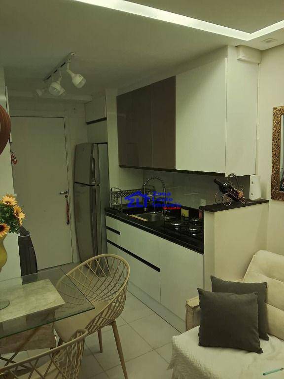 Apartamento à venda com 2 quartos, 33m² - Foto 7