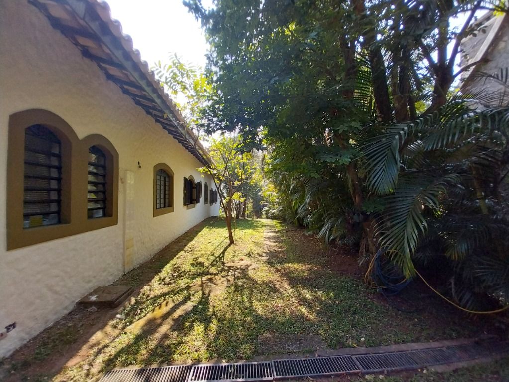 Casa de Condomínio à venda com 4 quartos, 503m² - Foto 32