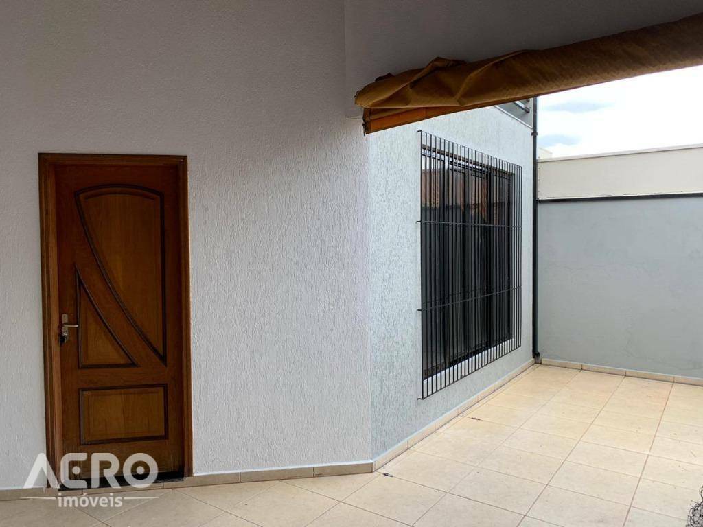 Casa à venda com 4 quartos, 215m² - Foto 23