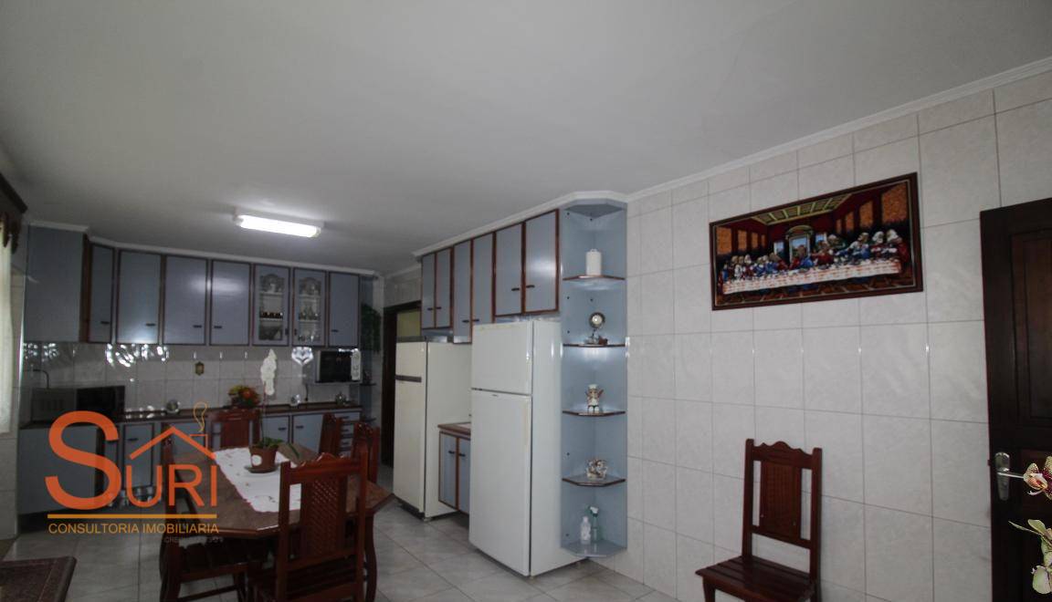 Casa à venda com 2 quartos, 440m² - Foto 23