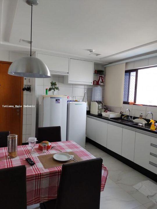 Apartamento à venda com 3 quartos, 150m² - Foto 2