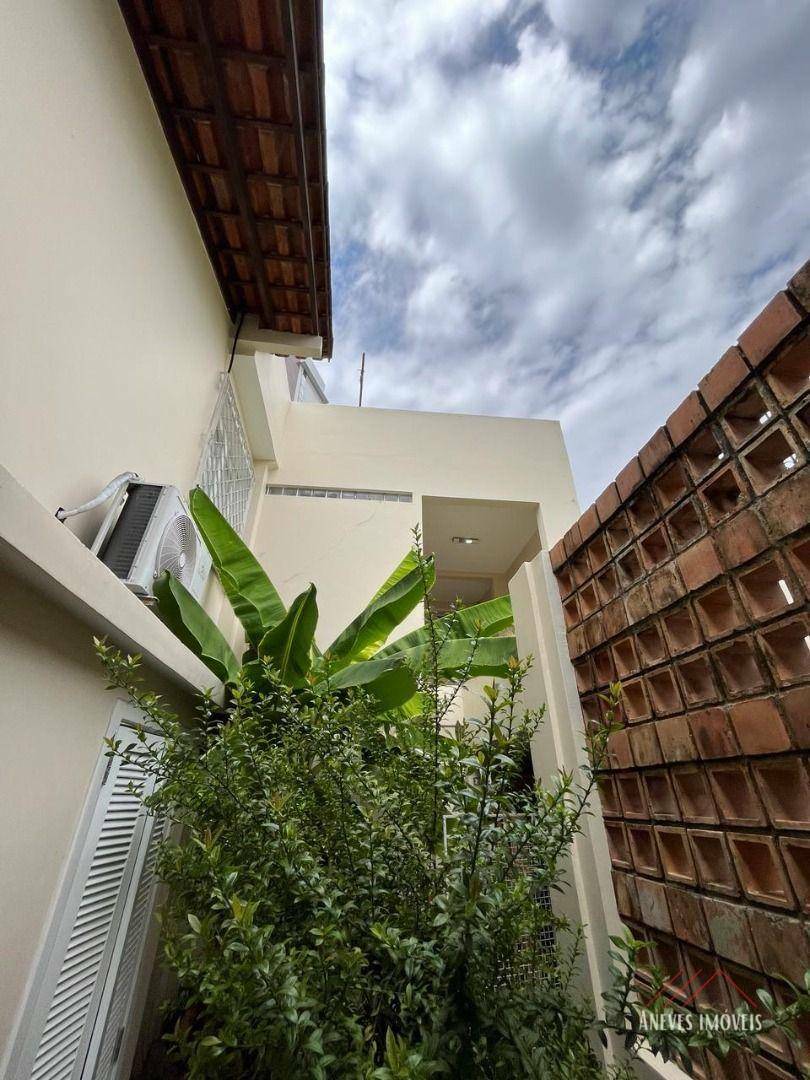 Casa de Condomínio à venda e aluguel com 4 quartos, 800m² - Foto 14