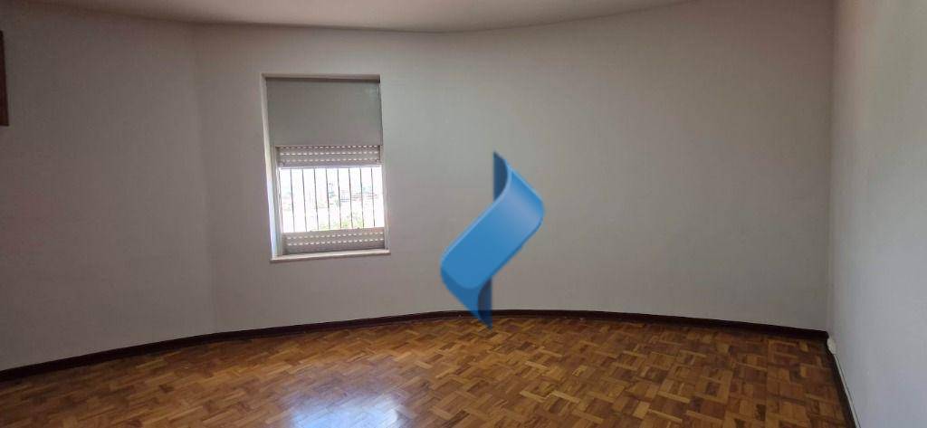 Casa à venda com 4 quartos, 278m² - Foto 7