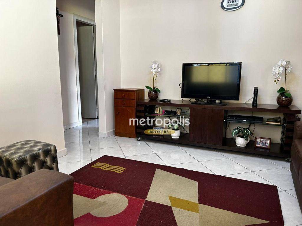 Casa à venda com 3 quartos, 250m² - Foto 1