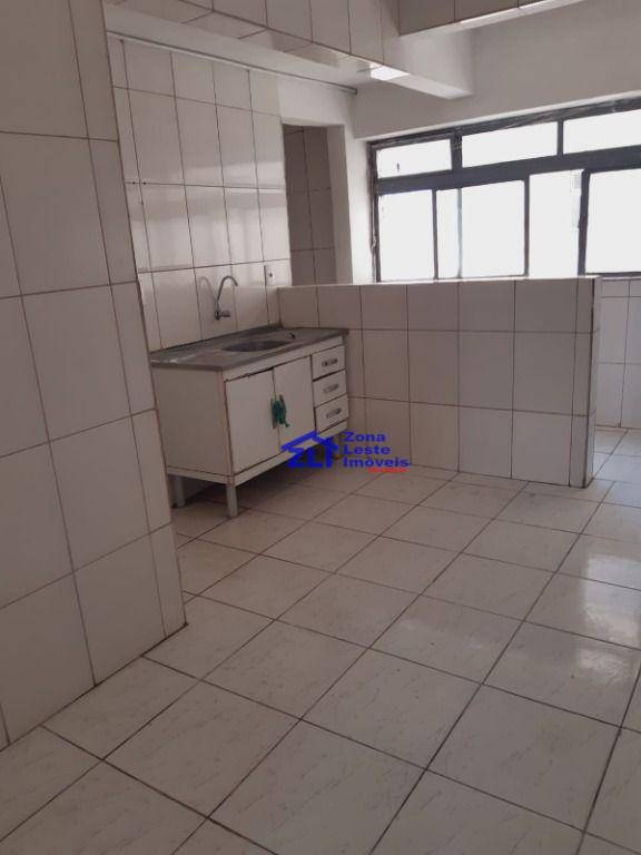 Apartamento à venda com 2 quartos, 63m² - Foto 4