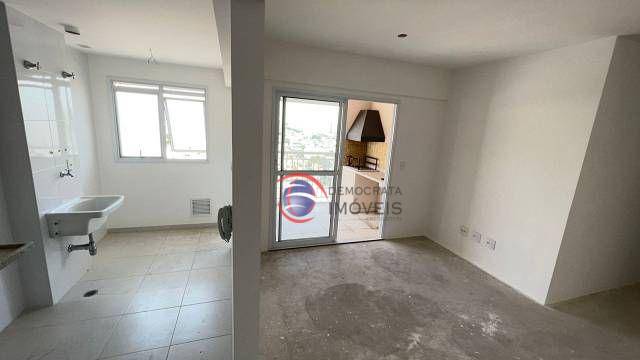 Apartamento à venda com 2 quartos, 67m² - Foto 6