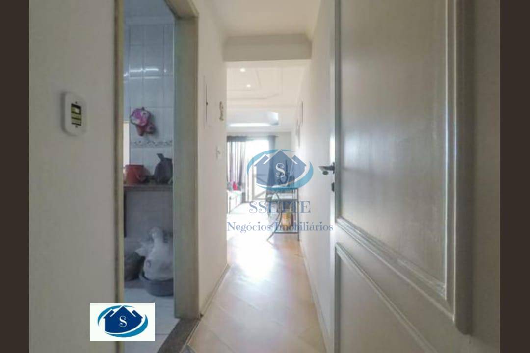 Apartamento à venda com 3 quartos, 82m² - Foto 11