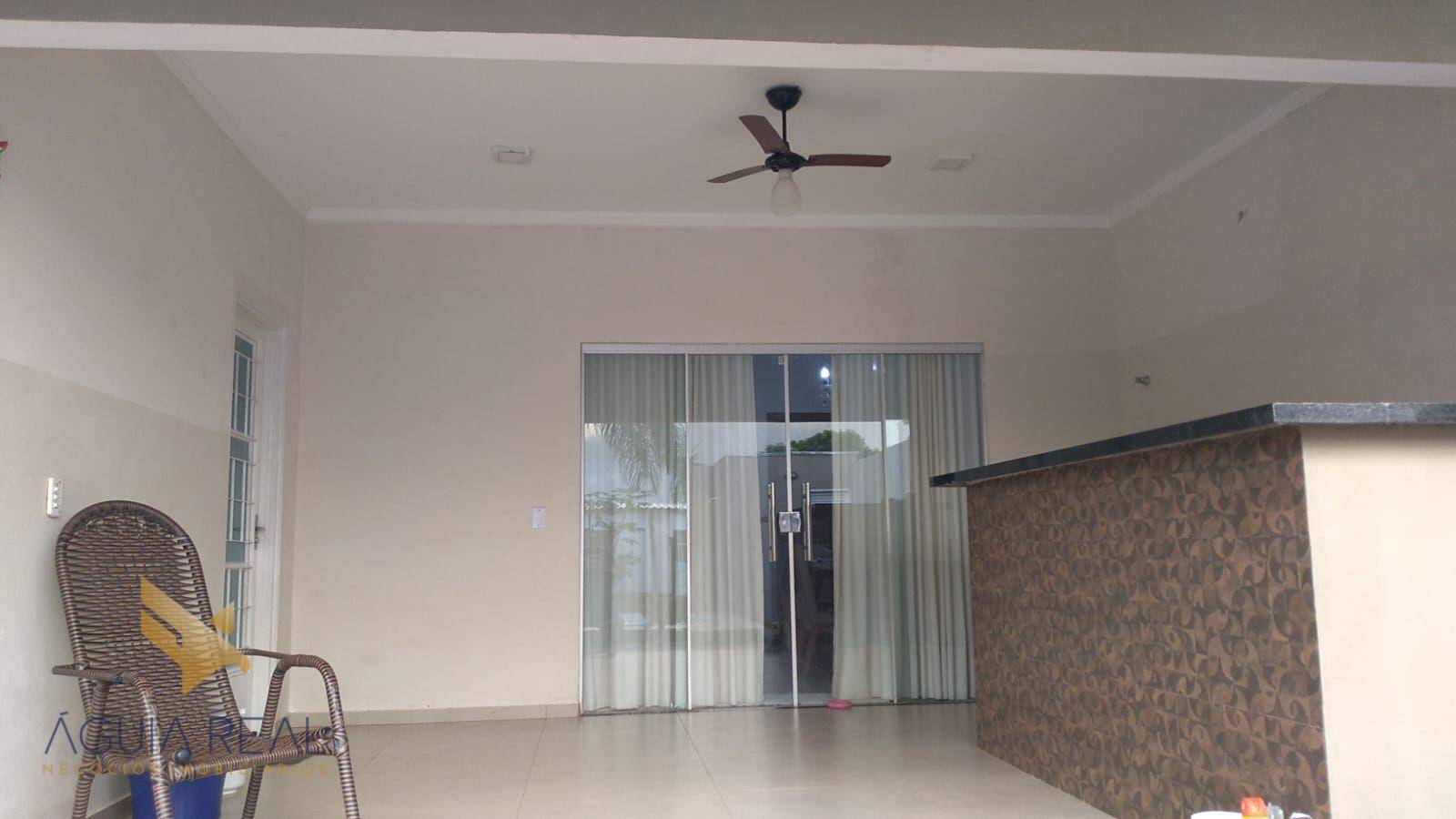 Chácara à venda com 2 quartos, 250m² - Foto 17