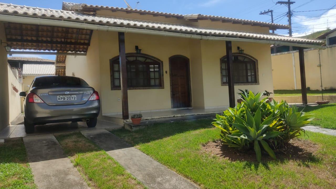 Casa à venda com 3 quartos - Foto 1