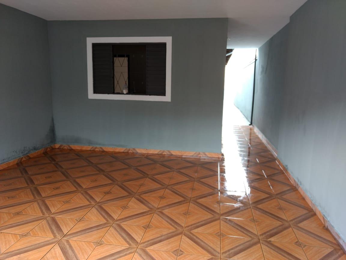 Casa à venda com 2 quartos, 97m² - Foto 1