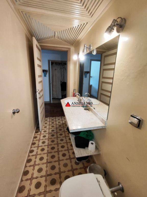 Casa para alugar com 3 quartos, 350m² - Foto 26
