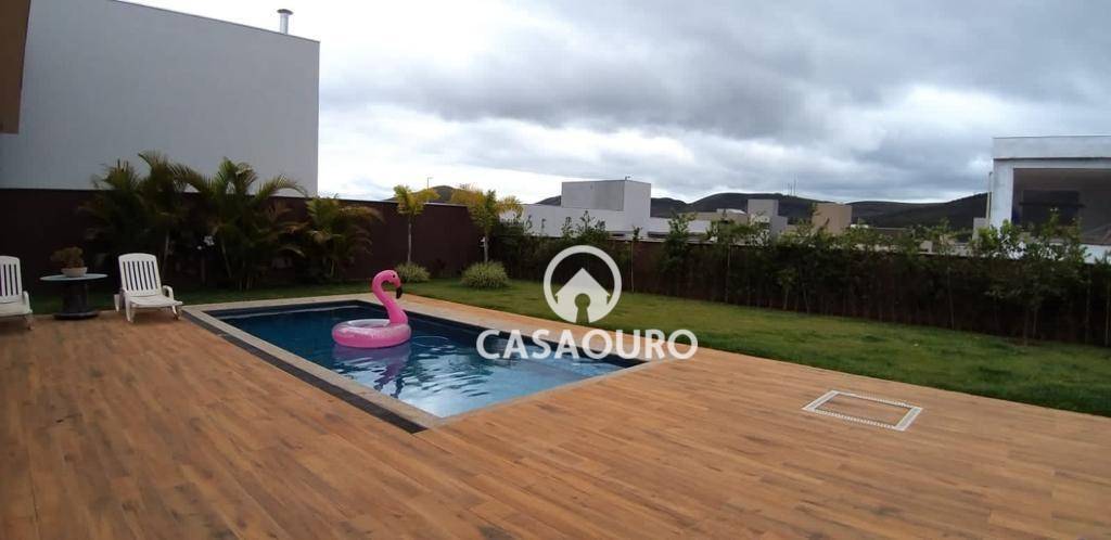 Casa de Condomínio à venda com 4 quartos, 350m² - Foto 17