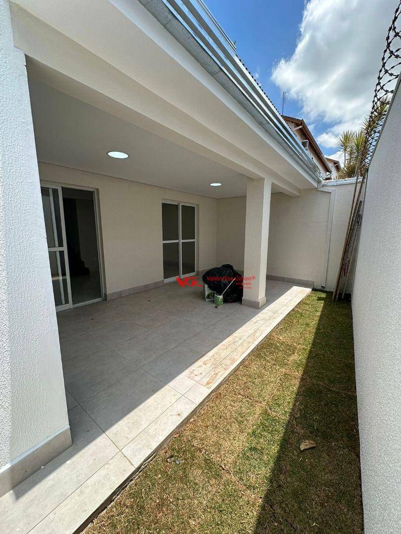 Sobrado à venda e aluguel com 3 quartos, 122m² - Foto 4