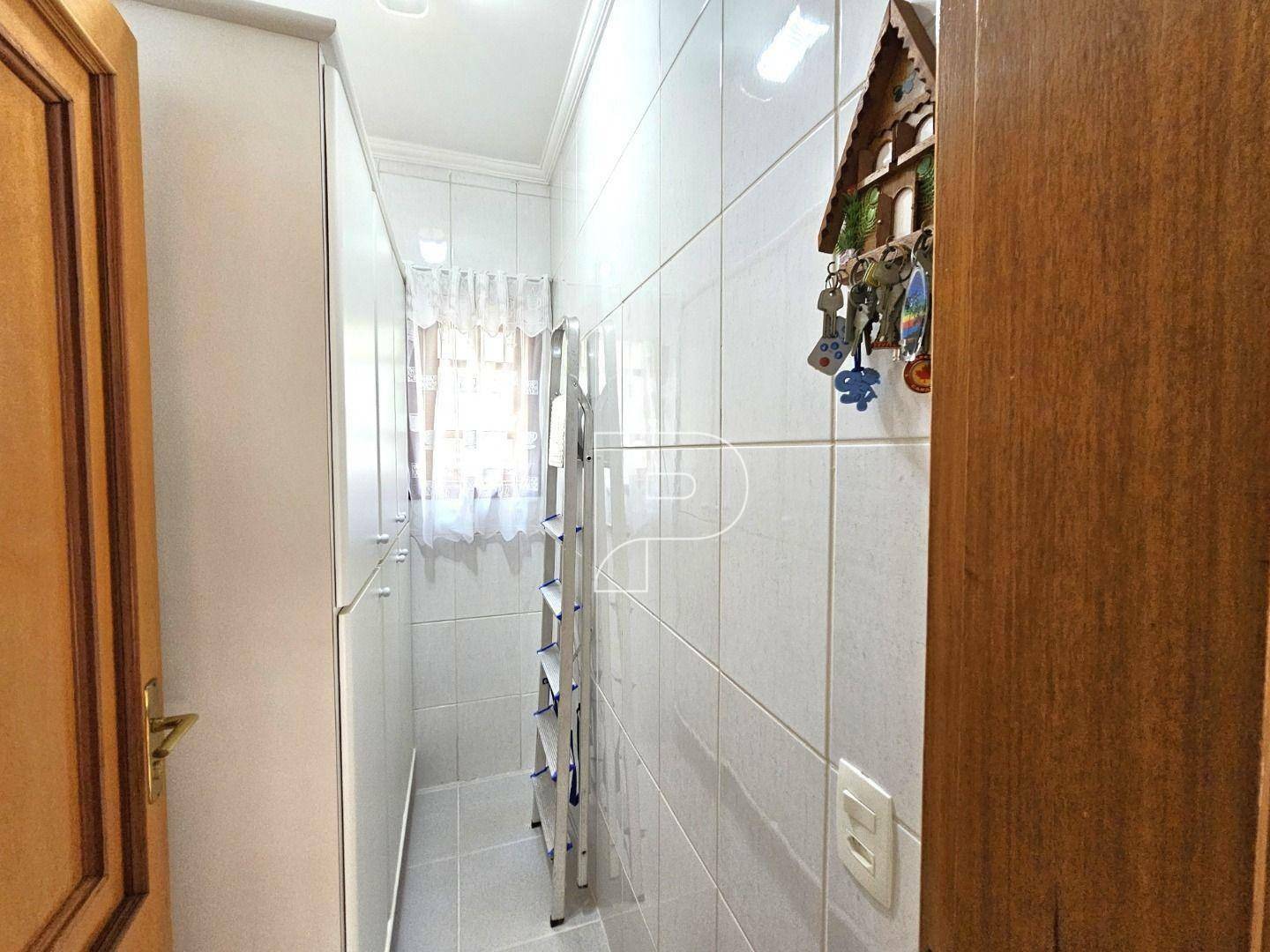 Casa de Condomínio à venda com 4 quartos, 334m² - Foto 34